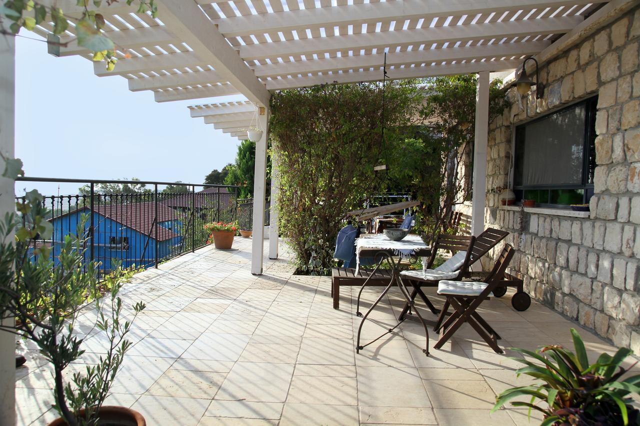 Ferienwohnung Neve Nof Rosch Pina Exterior foto