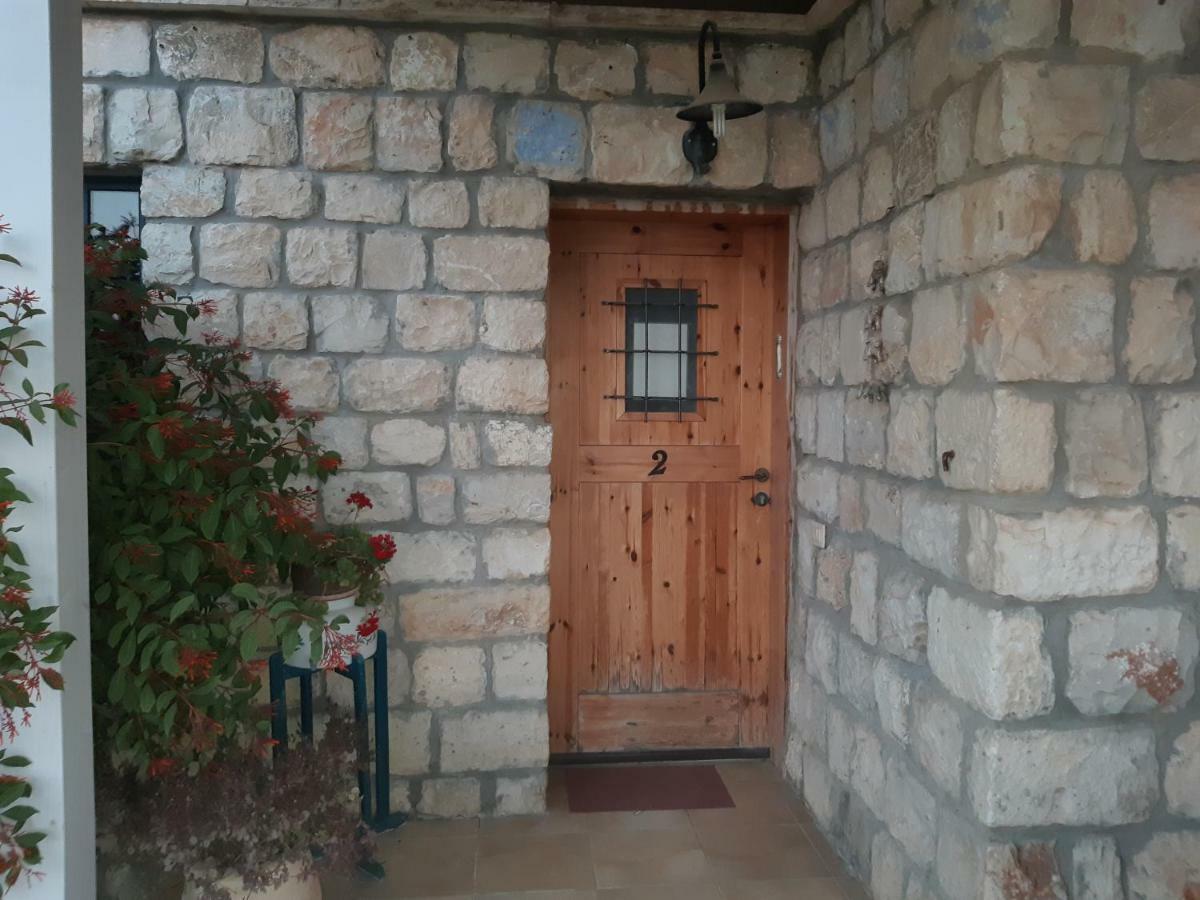 Ferienwohnung Neve Nof Rosch Pina Exterior foto